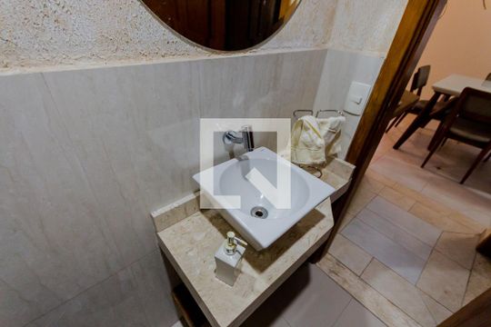Pia de casa à venda com 3 quartos, 273m² em Vila Guiomar, Santo André