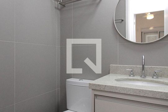 Banheiro de apartamento à venda com 2 quartos, 68m² em Bela Vista, São Paulo