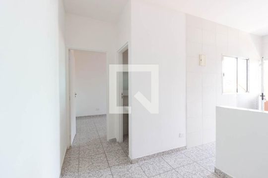 Sala de casa para alugar com 1 quarto, 37m² em Jardim Japao, São Paulo