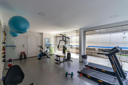 Área comum do prédio de apartamento para alugar com 2 quartos, 46m² em Vila Olímpia, São Paulo