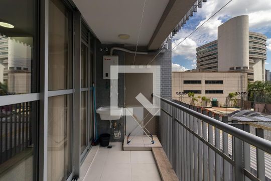 Varanda de apartamento para alugar com 2 quartos, 46m² em Vila Olímpia, São Paulo