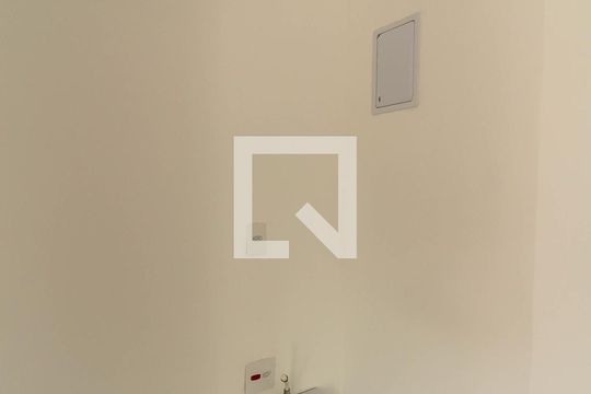 Área de Serviço de apartamento para alugar com 2 quartos, 37m² em Quarta Parada, São Paulo