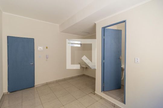 Kitnet de kitnet/studio para alugar com 1 quarto, 16m² em Cambuci, São Paulo