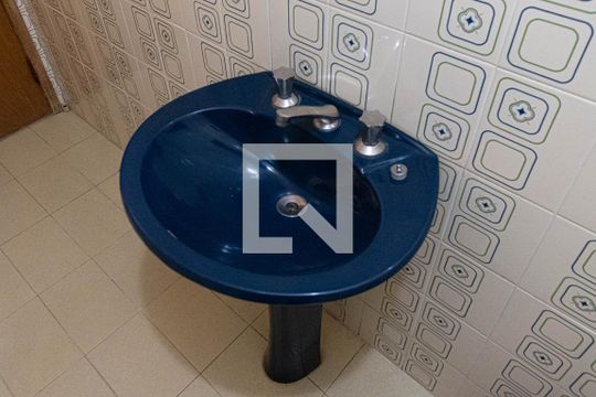 Lavabo de casa à venda com 5 quartos, 327m² em Jardim da Saúde, São Paulo