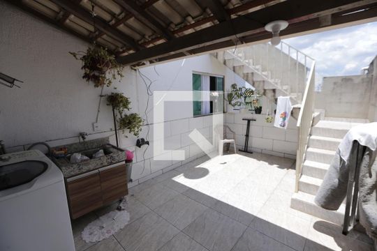 Área de Serviço de casa à venda com 3 quartos, 150m² em  Sapucaia Ii, Contagem
