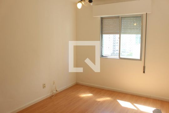 Quarto de apartamento para alugar com 1 quarto, 52m² em Centro, São Vicente