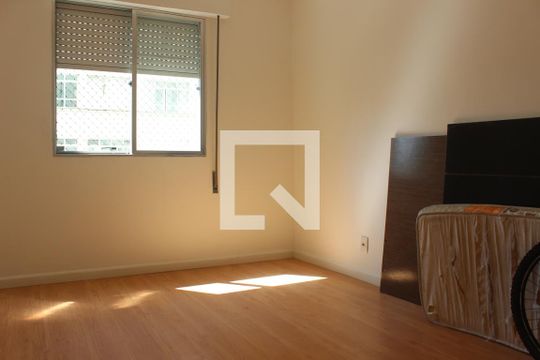 Quarto de apartamento para alugar com 1 quarto, 52m² em Centro, São Vicente