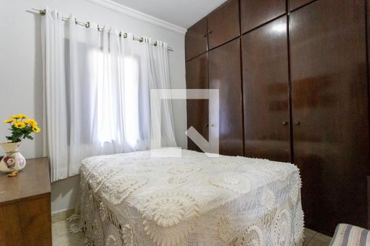 Quarto 2 de casa à venda com 2 quartos, 105m² em Jardim Patente, São Paulo