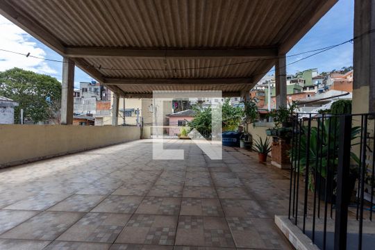 Area de Serviços/Sacada de casa à venda com 2 quartos, 105m² em Jardim Patente, São Paulo