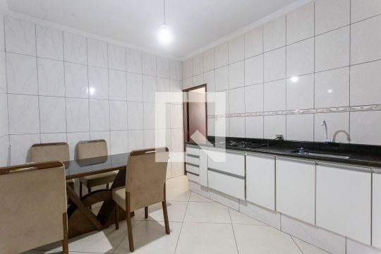 Cozinha de casa à venda com 2 quartos, 105m² em Jardim Patente, São Paulo