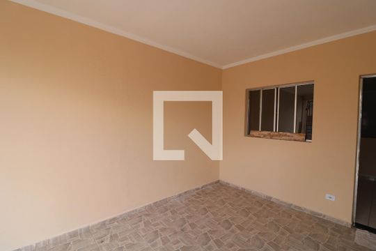 Garagem de casa para alugar com 2 quartos, 90m² em Parque Colonial, São Paulo