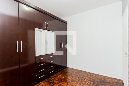 Quarto 1 de apartamento para alugar com 2 quartos, 69m² em Jardim Santa Mena, Guarulhos