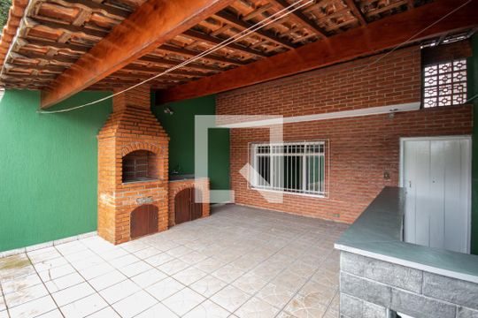 Churrasqueira de casa para alugar com 2 quartos, 125m² em Veloso, Osasco
