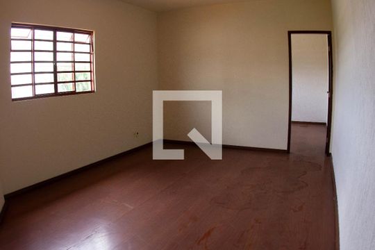sala 2 de casa para alugar com 2 quartos, 420m² em Jardim Riacho das Pedras, Contagem