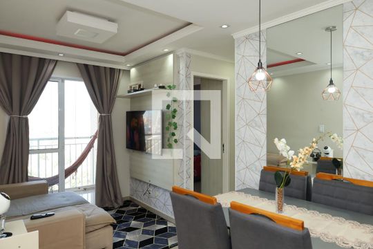 Apartamento à venda com 2 quartos, 48m² em Vila Santana, São Paulo