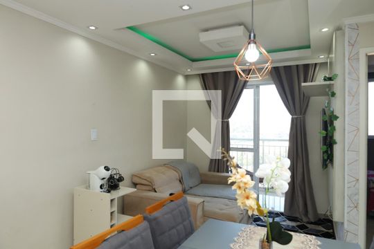 Sala de apartamento à venda com 2 quartos, 48m² em Vila Santana, São Paulo