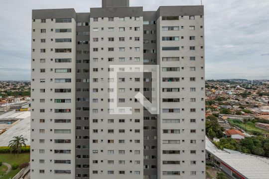 Quarto 1 e 2 de apartamento à venda com 2 quartos, 55m² em Estrela do Oriente, Belo Horizonte