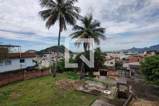 Quintal de casa à venda com 3 quartos, 200m² em Freguesia de Jacarepaguá, Rio de Janeiro