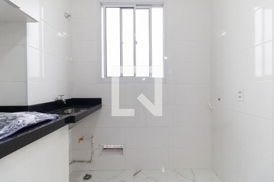 Lavanderia de apartamento à venda com 2 quartos, 39m² em Jardim Santa Emília, São Paulo