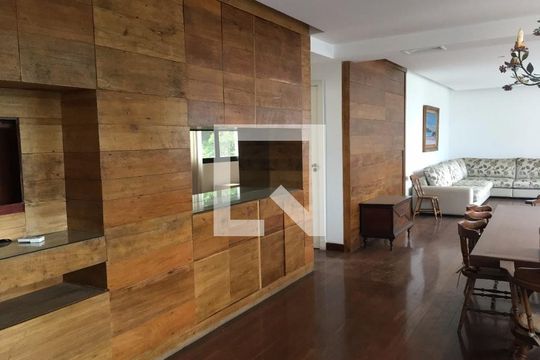 Sala de apartamento à venda com 4 quartos, 190m² em Serra, Belo Horizonte