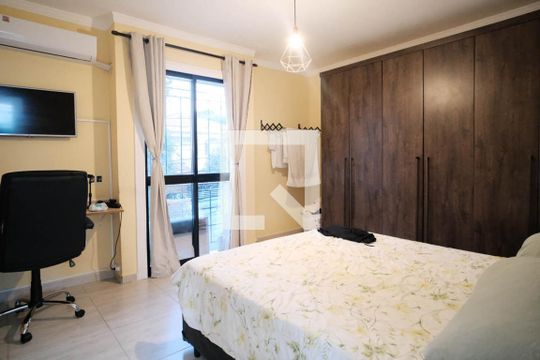 Quarto 1 de casa à venda com 2 quartos, 210m² em Parque Boturussu, São Paulo