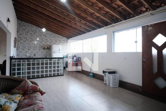 Área de Serviço de casa à venda com 2 quartos, 210m² em Parque Boturussu, São Paulo