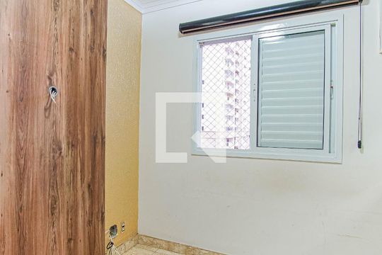 Quarto 2 de apartamento à venda com 2 quartos, 57m² em Campestre, Santo André