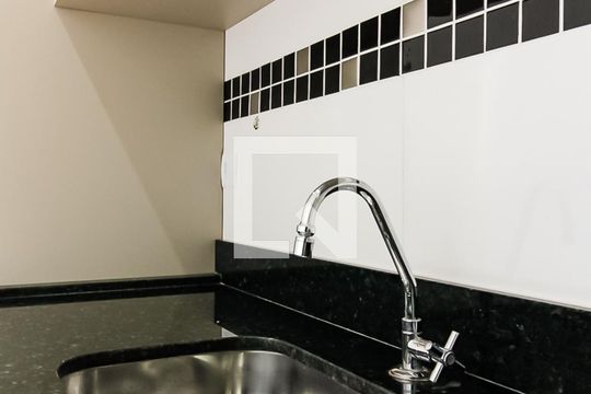 Cozinha de apartamento à venda com 1 quarto, 33m² em Jardim São Paulo(zona Norte), São Paulo