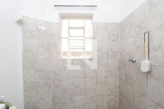 Banheiro de apartamento à venda com 1 quarto, 42m² em Jardim São Paulo, São Paulo