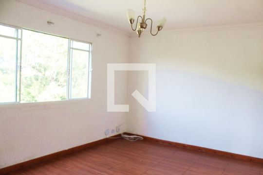 Sala de apartamento à venda com 2 quartos, 50m² em Vila Carmosina, São Paulo