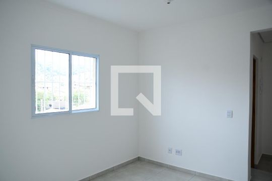 Sala de apartamento para alugar com 2 quartos, 65m² em Centro, Cotia