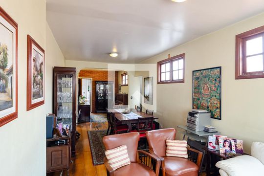 Sala de casa à venda com 5 quartos, 330m² em Cidade Vargas, São Paulo