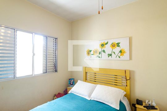 Quarto 1 de casa à venda com 5 quartos, 330m² em Cidade Vargas, São Paulo