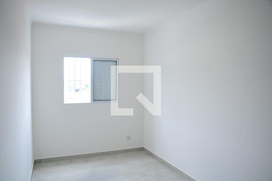 Quarto  de apartamento para alugar com 2 quartos, 65m² em Centro, Cotia