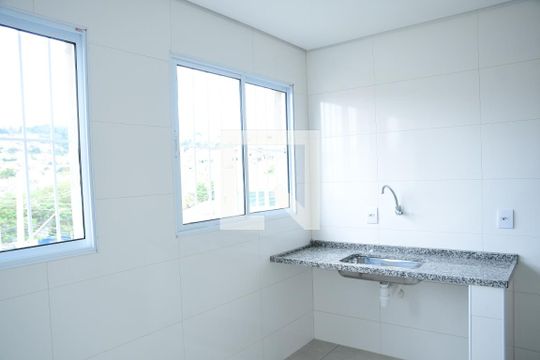 Cozinha e Área de Serviço de apartamento para alugar com 2 quartos, 65m² em Centro, Cotia