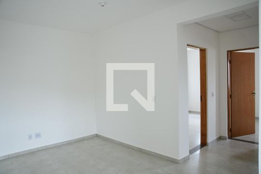 Sala de apartamento para alugar com 2 quartos, 65m² em Centro, Cotia