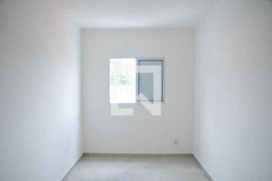 Quarto  de apartamento para alugar com 2 quartos, 65m² em Centro, Cotia