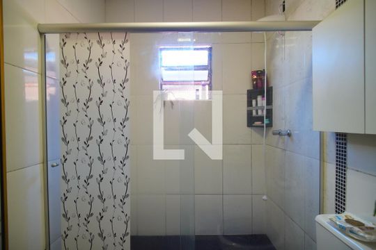 Banheiro de casa à venda com 3 quartos, 150m² em Santo Afonso, Novo Hamburgo