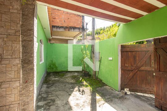 Quintal de casa para alugar com 2 quartos, 70m² em Campo Grande, Rio de Janeiro