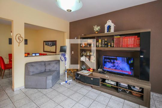 Sala de casa à venda com 3 quartos, 160m² em Jardim Caçula, Jundiaí