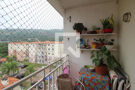 Sacada de apartamento à venda com 3 quartos, 77m² em Morro Santana, Porto Alegre