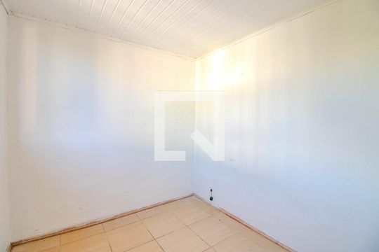 Quarto 2 de apartamento para alugar com 2 quartos, 58m² em Rubem Berta, Porto Alegre