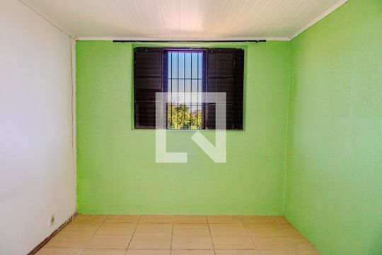Quarto 1 de apartamento para alugar com 2 quartos, 58m² em Rubem Berta, Porto Alegre