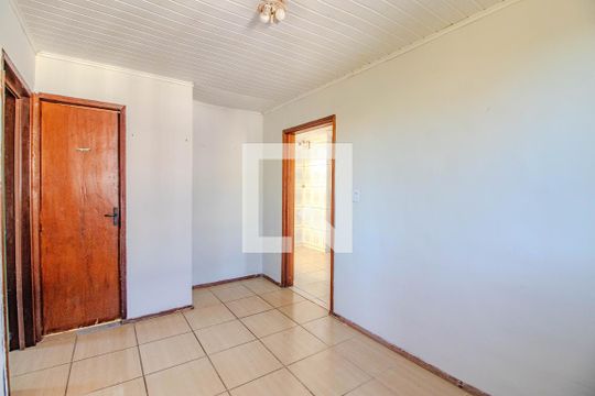Apartamento para alugar com 2 quartos, 58m² em Rubem Berta, Porto Alegre