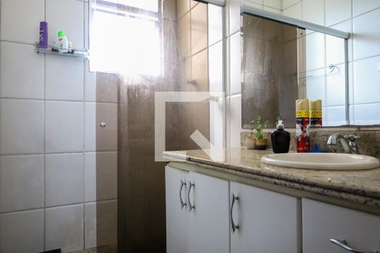 Banheiro 1 de apartamento para alugar com 4 quartos, 160m² em Prado, Belo Horizonte