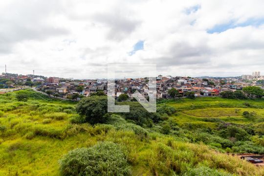Vista do Quarto 3 de apartamento para alugar com 3 quartos, 65m² em Cidade Líder, São Paulo