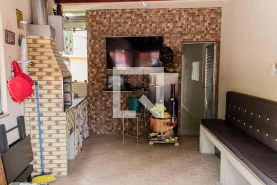 Varanda de casa à venda com 2 quartos, 160m² em Moinho Velho, São Paulo