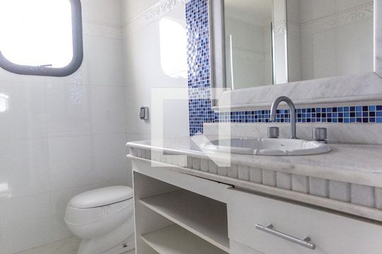 Banheiro de apartamento para alugar com 3 quartos, 153m² em Vila Nova Cachoeirinha, São Paulo