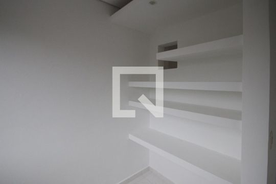Sala de casa à venda com 3 quartos, 110m² em Vila Paulistana, São Paulo