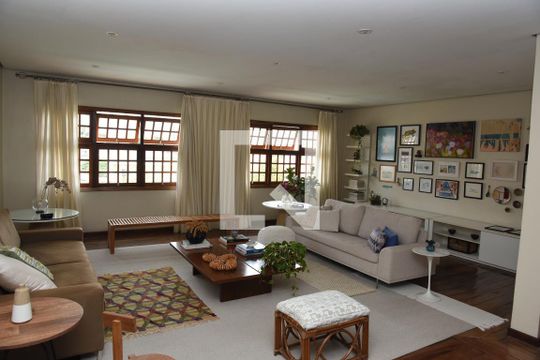 Sala de casa à venda com 3 quartos, 400m² em Vila Anhanguera, São Paulo